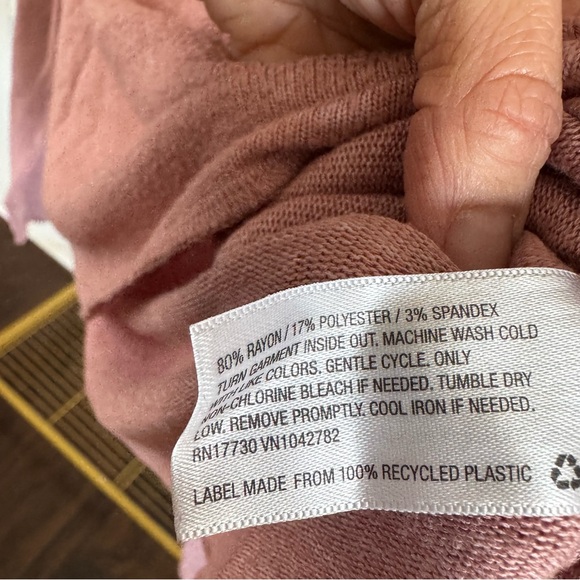 wild fable Womens Long Sleeve Cropped Top Knit Soft Pink Sz XS - Picture 6 of 9